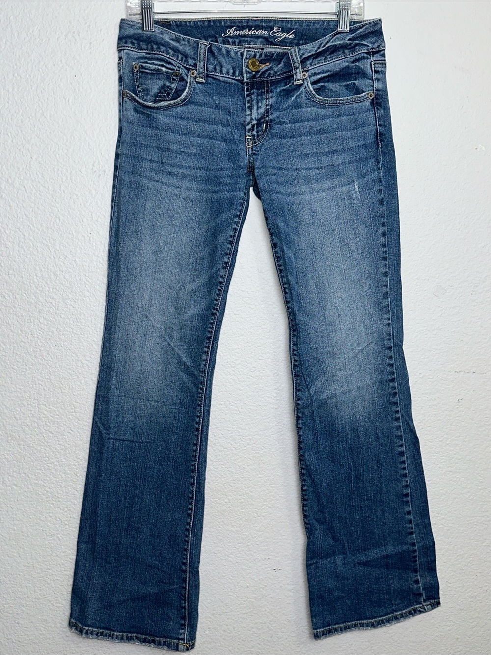 American Eagle Favorite Boyfriend Jeans Womens Size 6 Low Rise Whiskered Y2K